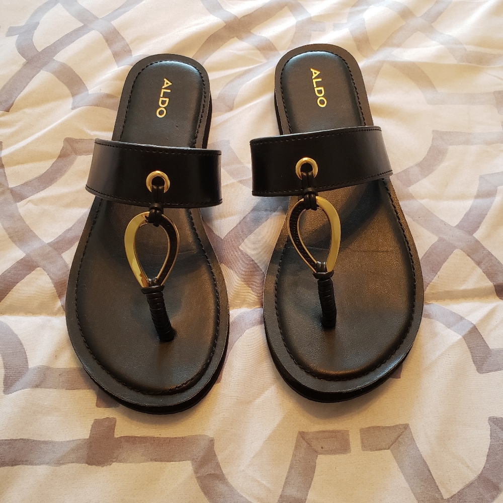 Aldo Sandals